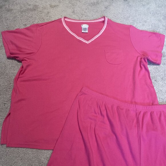 White Stag Sleepwear 2 Piece Pajama Set Tee & Shorts Women's Size 3X Barbie Pink - Picture 2 of 10